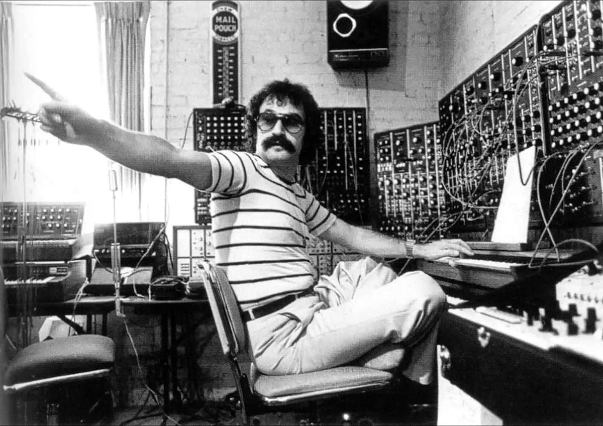 PierreHellebaut's tweet image. #BOTD 
#GiorgioMoroder