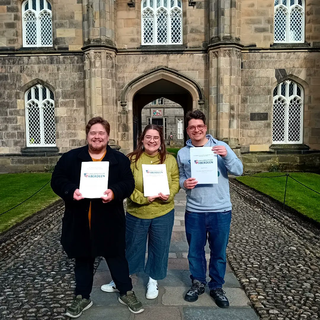 Surely we're the first trio of triplets in @aberdeenuni history to submit our dissertations in the same week Big if true...