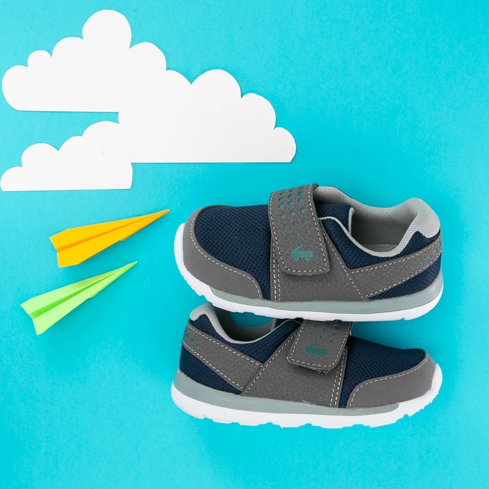So cushy and lightweight, it's like they're walking on clouds ☁️ Our active-ready Ryder is designed to keep them comfy wherever their adventures take them!⁠ bit.ly/3y24MXj #seekairun #kidsstyle #kidsshoes #kidssneakers #kidsstyleinspo #kidswear #springshoes
