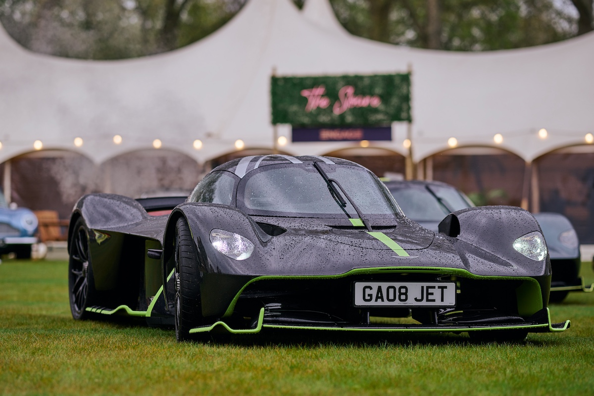 It's been one week since the celebrated @Boodles Ladies' Day at Salon Privé London! Here are some of our highlights from the day... --------------------------------------- Salon Privé Blenheim 🗓️ : 28th Aug – 31st Aug 2024 📍: Blenheim Palace 🎟️ : bit.ly/4aROUFE