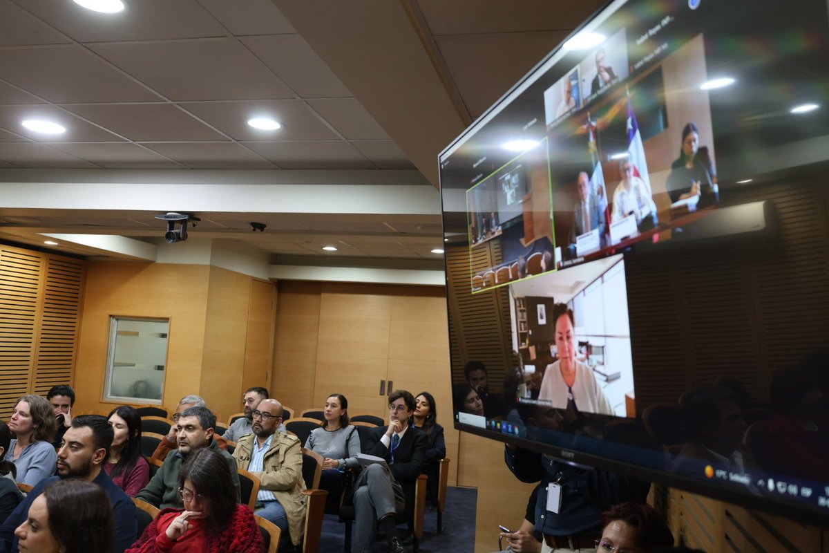 Participamos en Lanzamiento del Proyecto Implementación #AcuerdoDeEscazú en 🇨🇱🇲🇽, encabezado por Jefe División Cooperación Daniel Castillo junto a Subsec. <a href="/MMAChile/">Ministerio del Medio Ambiente</a> <a href="/max_proano/">Maximiliano Proaño Ugalde</a> y embajadoras <a href="/BeaEmbajadoraMX/">Beatriz Sánchez Muñoz 🇲🇽</a> <a href="/EmbaChileMX/">Embajada de Chile en México</a> y  <a href="/LauMorenoRodri/">laura moreno</a> <a href="/EmbaMexChi/">Embamex Chile</a>.
#FondoChileMéxico
<a href="/AMEXCID/">AMEXCID</a>