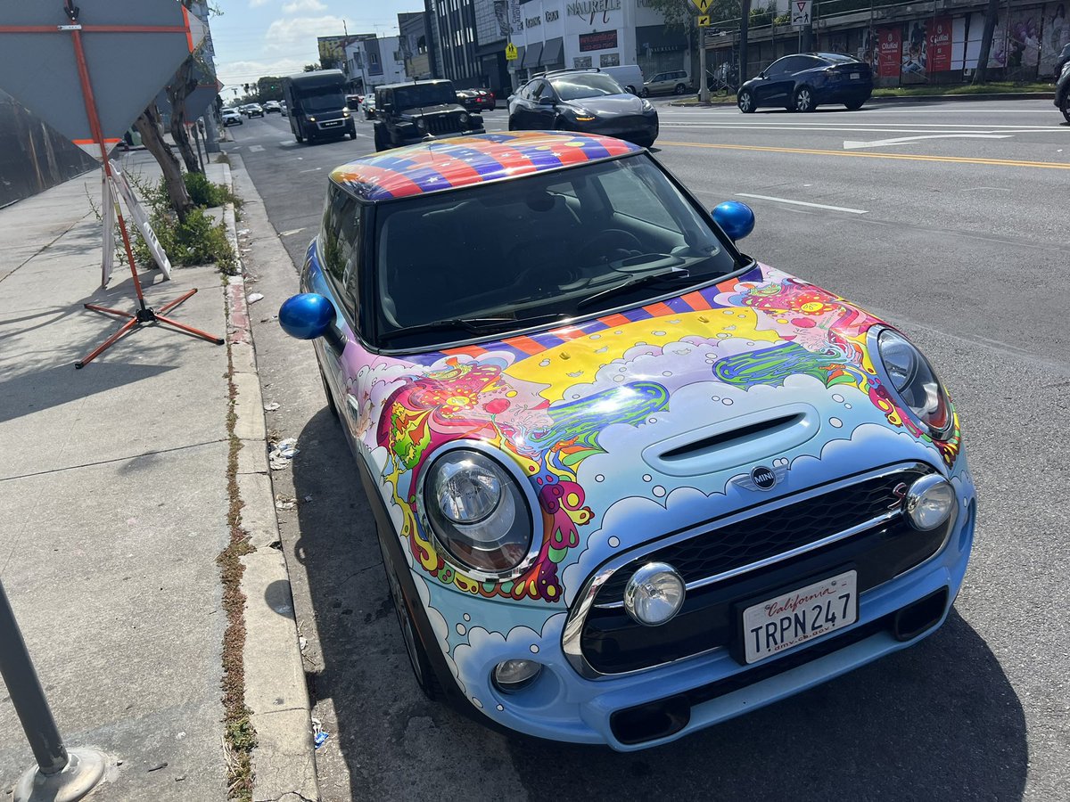 For all of you wondering “Gee I never thought Drew Carey would pop his wig at a Phish show at the Sphere” here’s what my car looks like haha