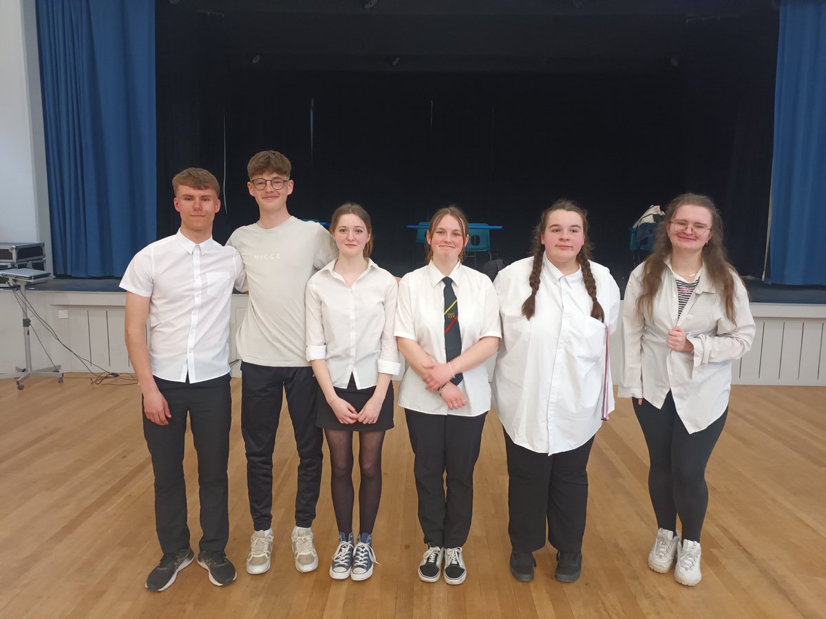 Big shout out to this lovely bunch of BTEC Performing Arts students who performed their devised piece 'The Exam' today. A really strong piece of original theatre which was executed with creativity! Congratulations! #teamholyrood