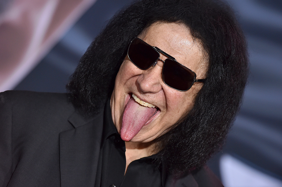 Gene Simmons Band plays Rock 'n Brews in Washington as a warm up to summer tour sls.fm/F00g