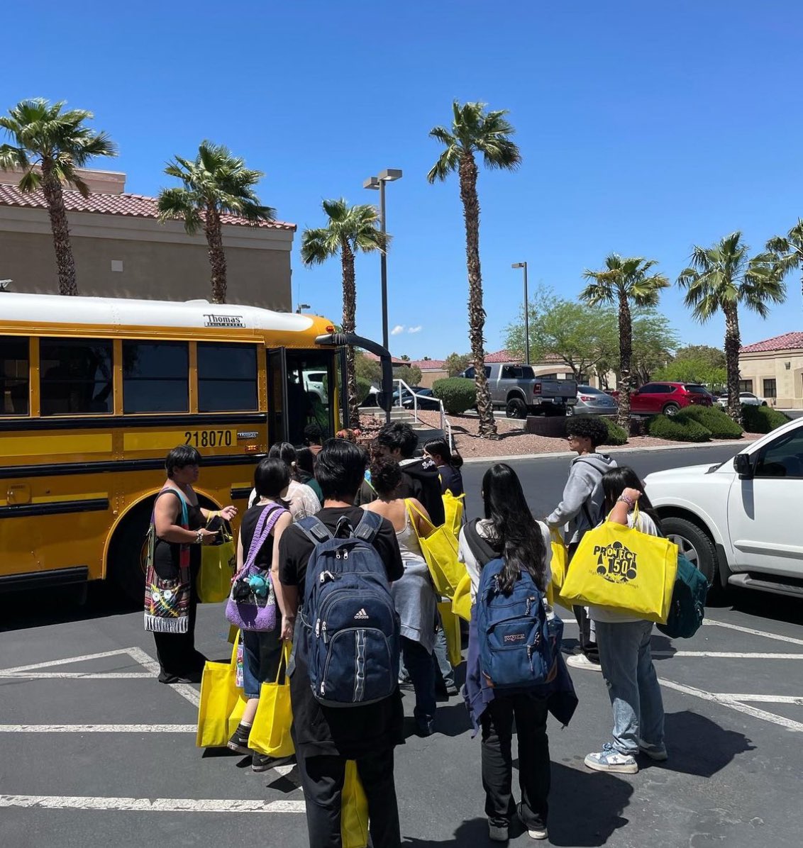 Valley High School (@valley_vikings) on Twitter photo Members of the 11th and 12th grade <a href="/CIS_Nevada/">CIS_Nevada</a> Academy classes @Valley_Vikings giving back to their community by volunteering <a href="/project150lv/">project150lv</a> Members of the 11th and 12th grade <a href="/CIS_Nevada/">CIS_Nevada</a> Academy classes @Valley_Vikings giving back to their community by volunteering <a href="/project150lv/">project150lv</a>