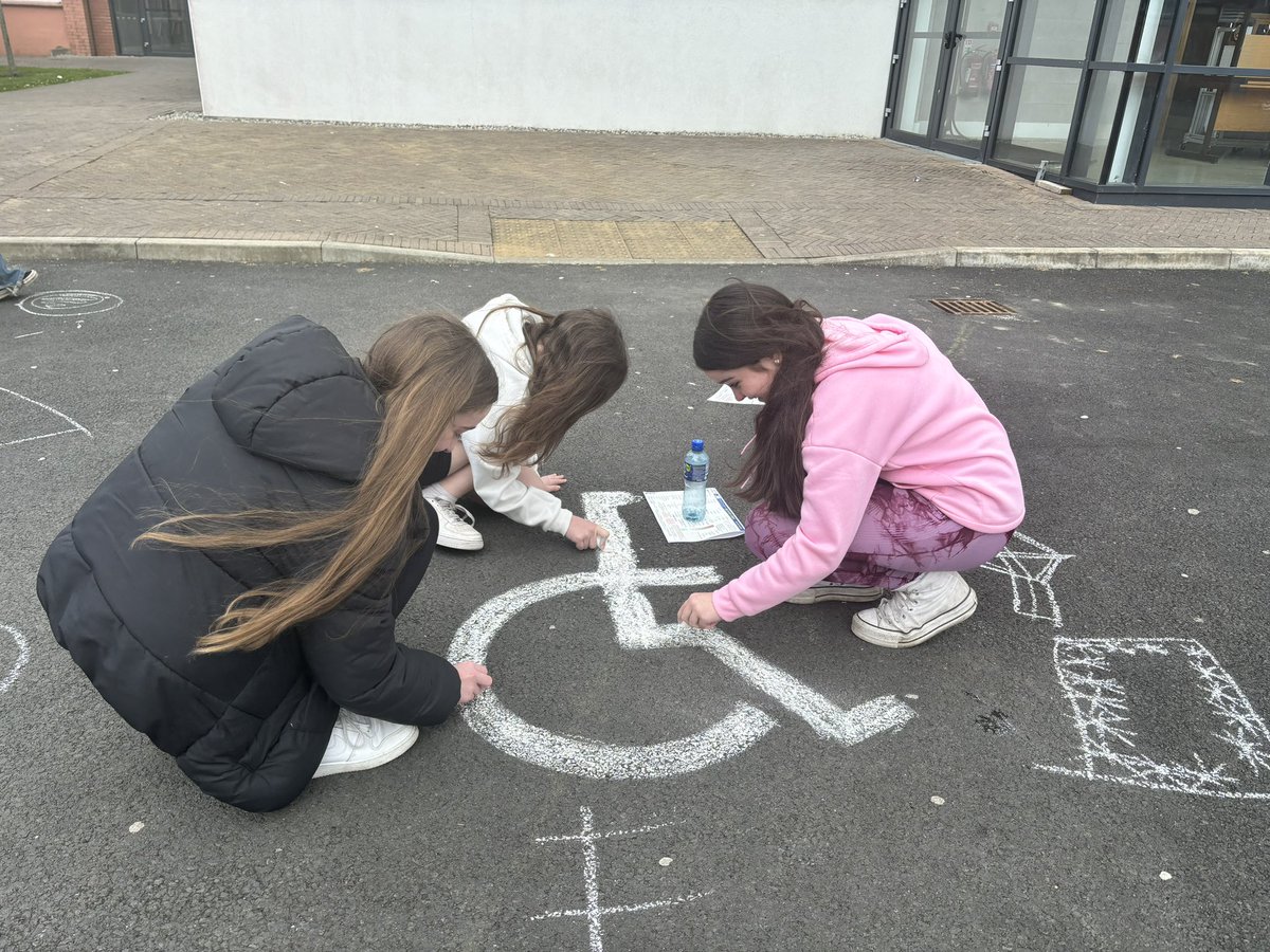 Some of our 1st year geographers took to the yard to practice their map skills. Accurate drawing and labelling were amongst the lessons learnt as they worked together in the sunshine today!