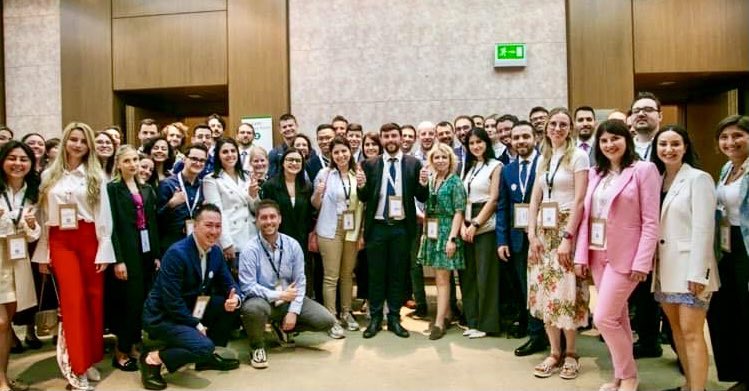I’m proud to lead our enthusiastic and huge EAPC Young Community! Wonderful Open Meeting with new unmissible initiatives and project to be protagonists of our Association and Journal. We are waiting for you! #ESCPrev2024 #cvprev