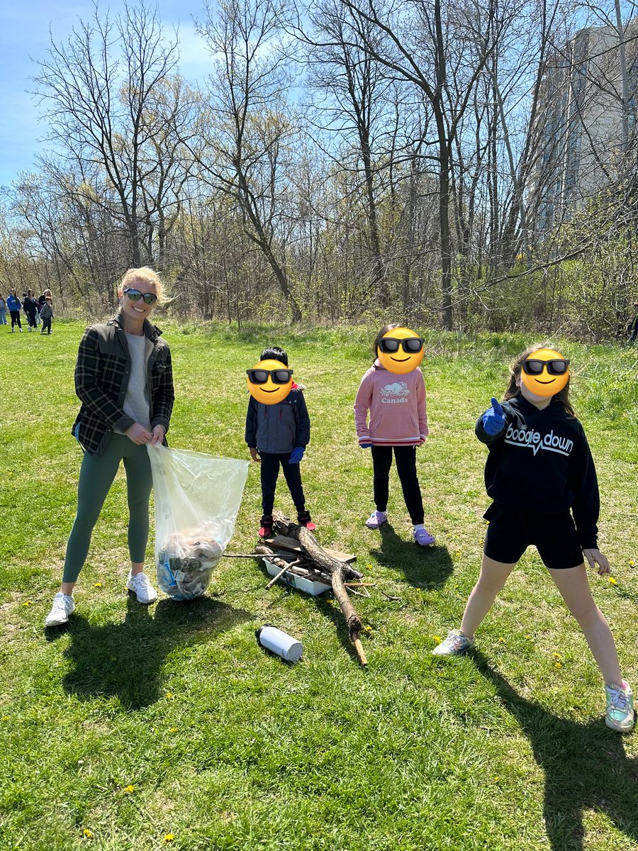 Earth Day clean up with our Frontenac Houses!