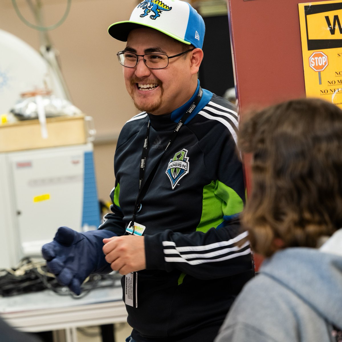 We loved having children visit @EMSLscience's X-ray computed tomography and mass spectrometry labs this week during the @PNNLab Kids Day! Learn more about EMSL's resources that empower biological, environmental, and computational science: bit.ly/3JyFKBE