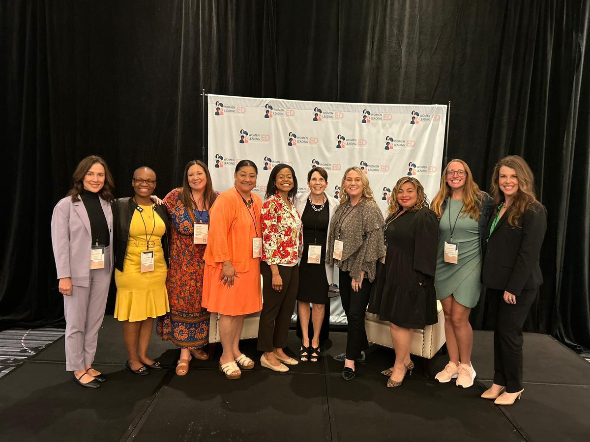 Power players - @WeAreTheForum Cohort 3 ladies reuniting for the @WomenLeadingEd Summit! #WLESummit #WomenLeadingEd #LeadershipMatters