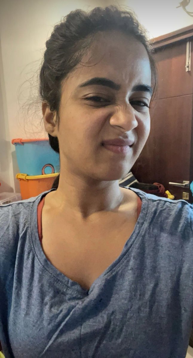 Deepthi Sunaina raw face 🥵 💦