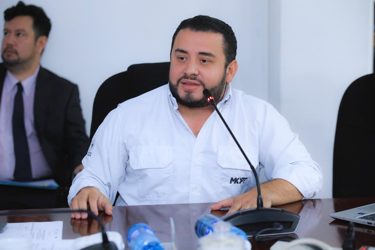 Salvador Chacón tweet media