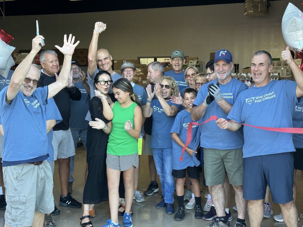 #NationalVolunteerWeek Friday
Grateful for our Board, who had a bold vision and planned carefully with the increasing needs of food insecure neighbors in mind, and successfully opened the expanded Express Pantry and warehouse.