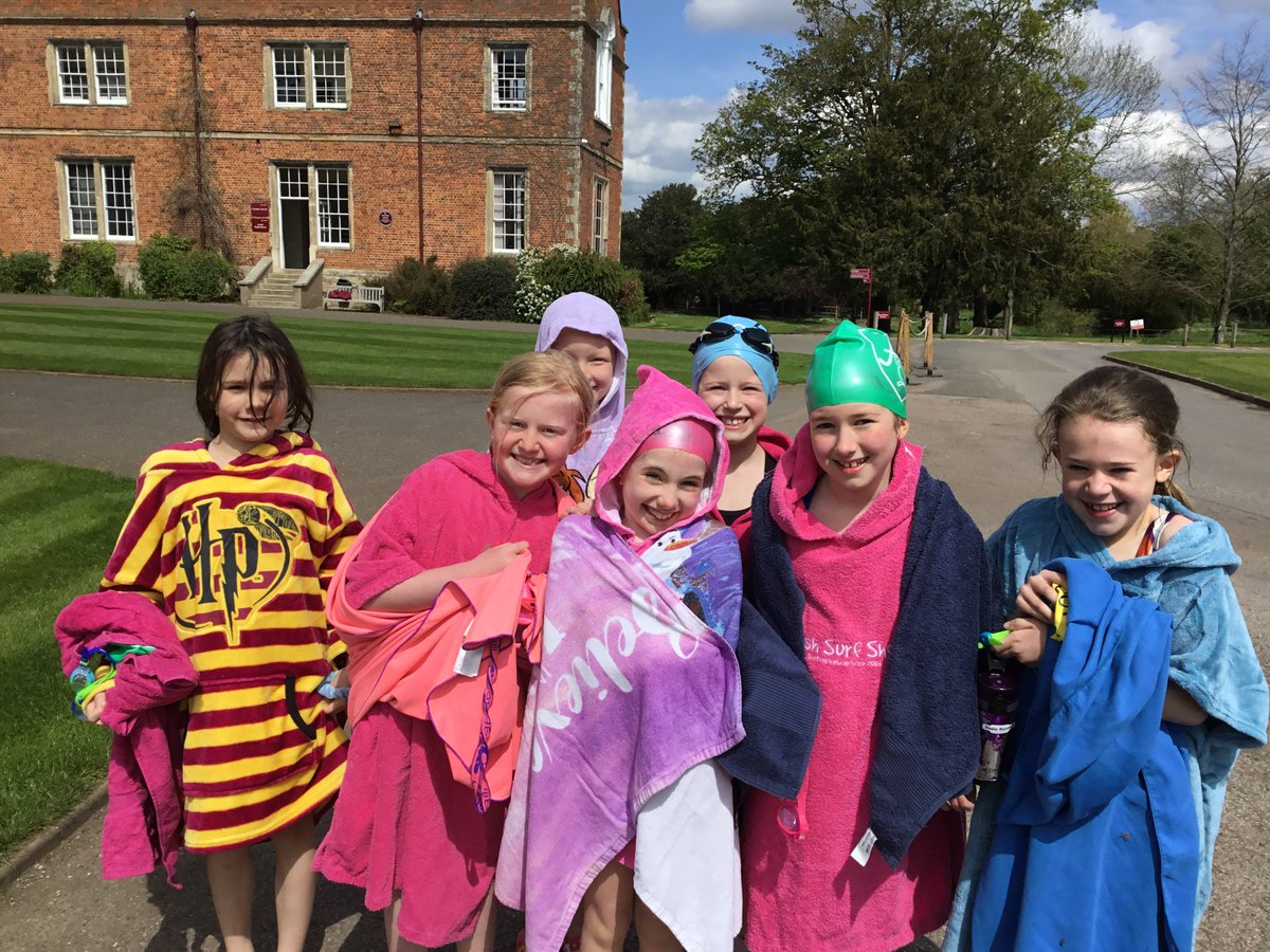 Summer is here! Our pool is officially open for the season!

Read all our exciting start-of-term news stories in this week's Hoot Newsletter - it has certainly been a busy week!
ashfoldschool.co.uk/3230/the-hoot-…
#WeAreAshfold #SummerAtAshfold