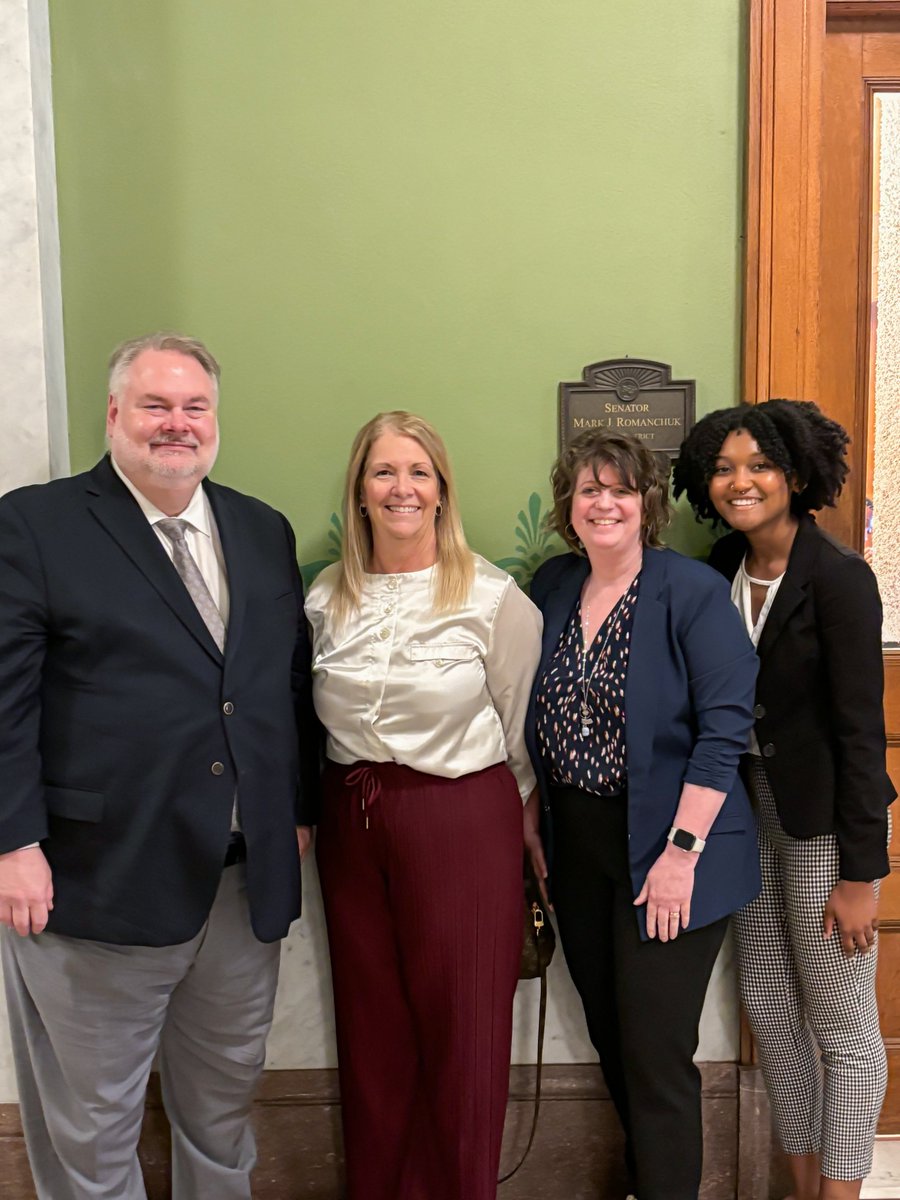 We are immensely grateful to @SenRomanchuk for his advocacy and support for the aging network and the individuals we serve. 📷: Senator Romanchuk, Duana Patton, CEO of @aaa5ohio, @KowalczykBeth, CEO of @o4aadvocacy, and Bethany Snapp with @pappas_assoc. #aaa5ohio #advocacy