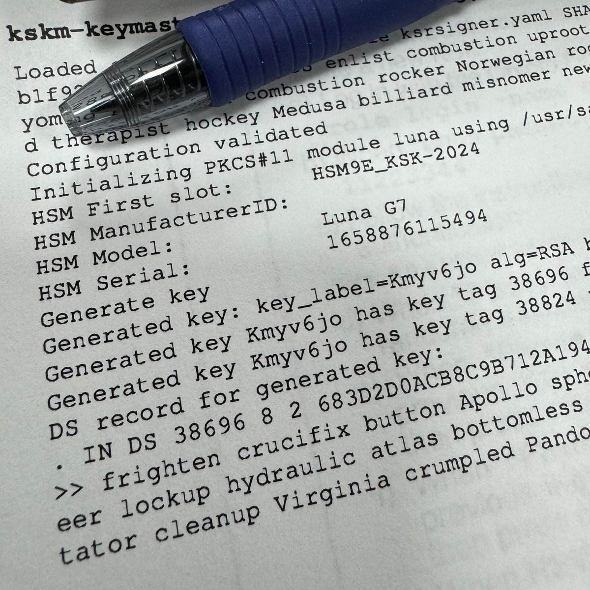 Kim Davies tweet media