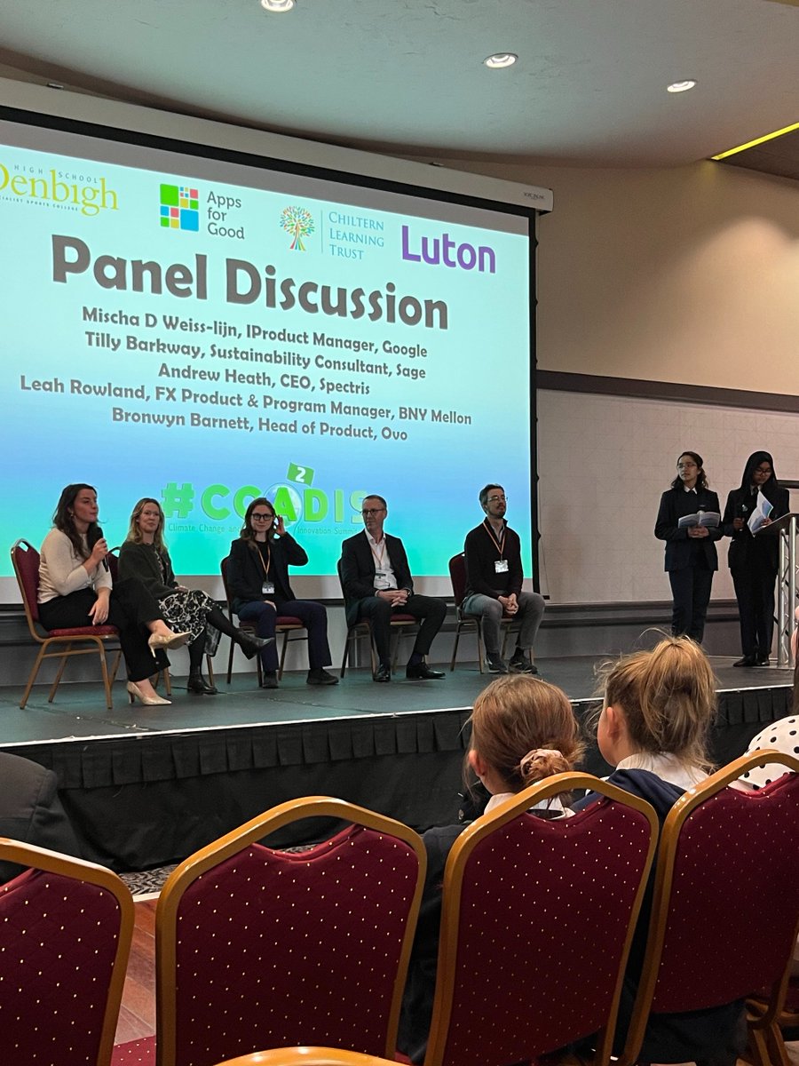 An insightful panel this afternoon at #CCADIS answering questions submitted by students from @ChilternLT. Thank you Andrew Heath from Spectris plc, Tilly Barkway from @sageuk, Bronwyn Barnett from @OVOEnergy, Leah Rowland from @BNYMellon & Mischa Weiss-Lijn from @Google🌟