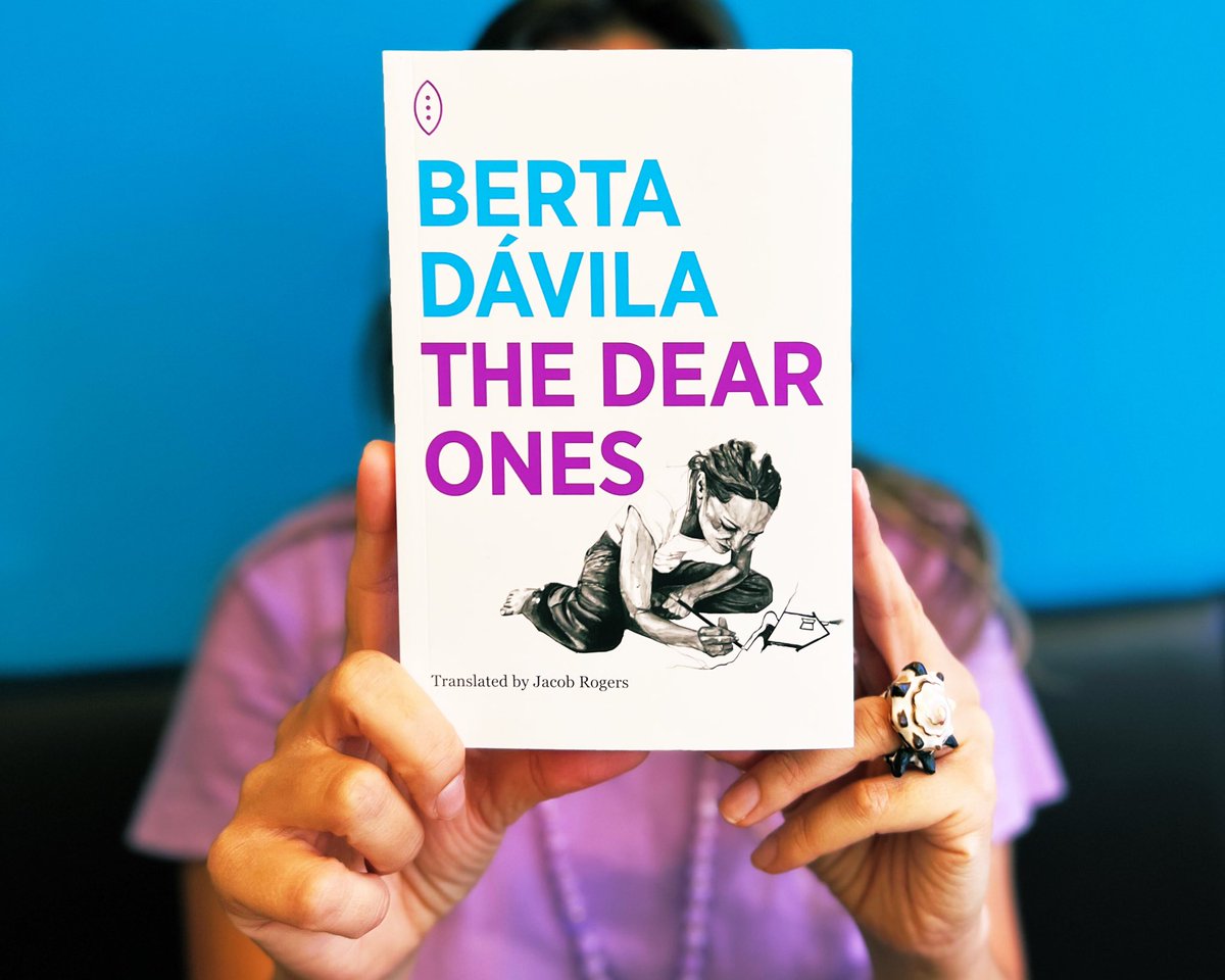 📢 A book is always a new book if you haven't read it yet 📢 🩵 THE DEAR ONES by Berta Dávila Translated from the #Galician by Jacob Rogers Cover illustration by Anna Pont Find it at your local bookshop and in our e-shop. (⋮) 🔗 3timesrebel.com/pages/the-dear…