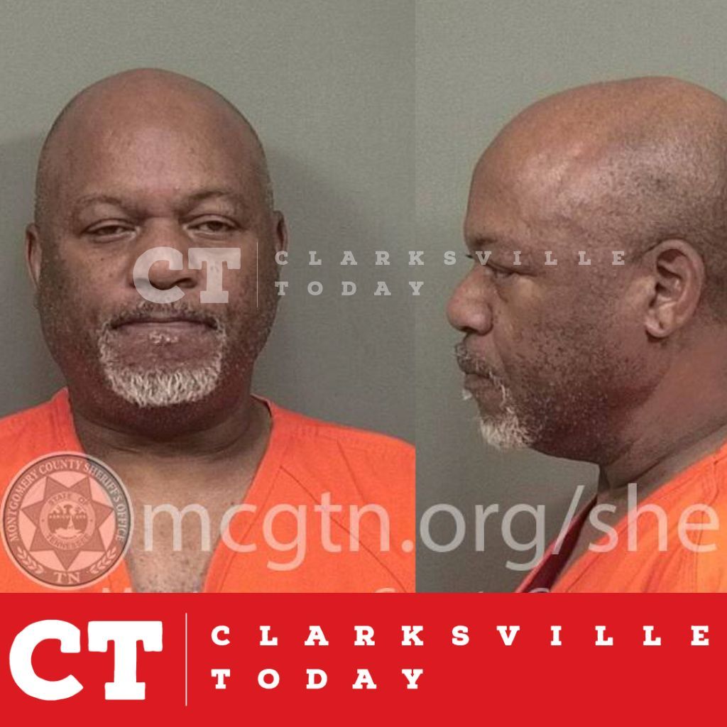 #ClarksvilleToday: John Johnson shoots wall during argument with wife, tells her he’s going to “Blow her brains out”
clarksvilletoday.com/local-news-now…
#ClarksvilleTN #ClarksvilleFirst #VisitClarksvilleTN