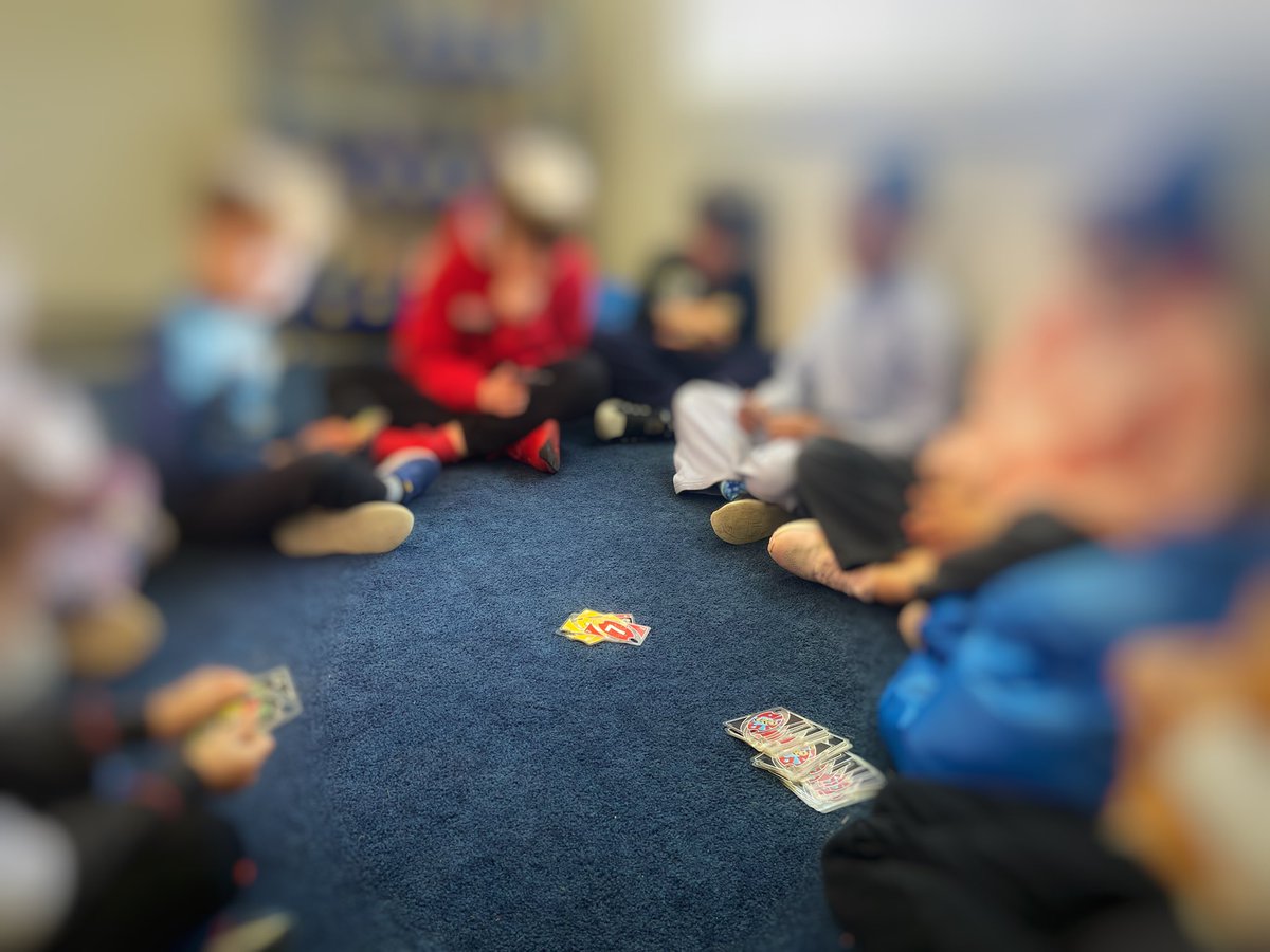 Happiness is … startijg the day with a large group of UNO game!! Happy Friday everyone #BeforeSchool Program at #PLASP @PLASP_CCS