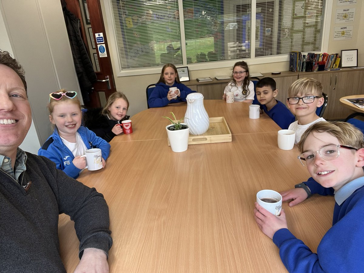 Our values award winners this week! Some wonderful stories of how they have shown our school values this week. Thoroughly deserving of a hot chocolate. Well done! ⭐️⭐️⭐️⭐️⭐️