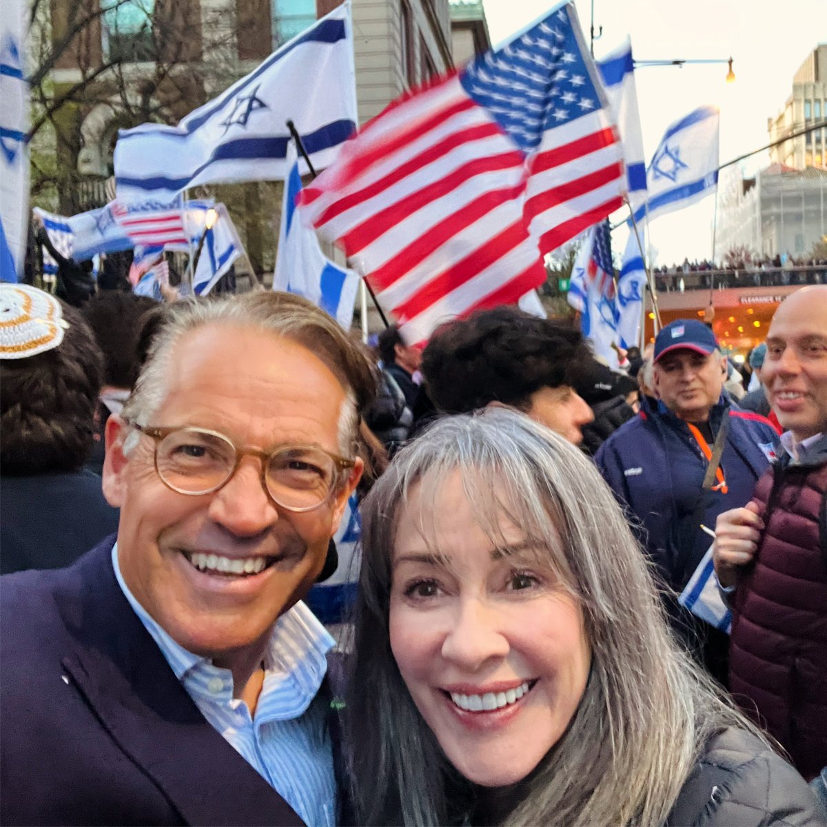 In the footsteps of #Bonhoeffer in Harlem, Christians should ALWAYS lead in standing against hatred of Jews! God bless @SeanFeucht for organizing yesterday's rally, which soon became THOUSANDS of NYers showing up to support Israel -- including my friend @PattyHeaton! HALLELUJAH!