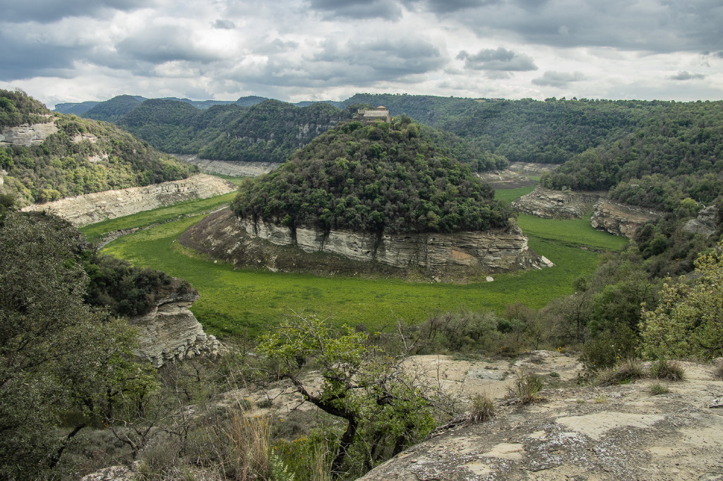 JosepMCostaCasa's tweet image. Meandre de Casserres, capçalera del pantà de Sau sensa aigua.