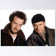 #DidYouKnow that in 1971, a thief broke into a house and was shot in the legs by a trap set up by the homeowner? The thief then sued for damages and won. (Katko v. Briney, Iowa Supreme Court - 1971). Imagine how much Marv and Harry from #HomeAlone would have gotten.