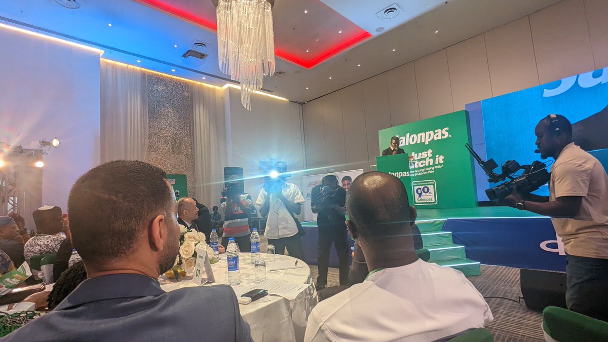 nneka_eze's tweet photo. Just patch it! Great to be at the Nigeria launch of Hisamitsu with the distribution partner @DrugStocHQ
#salonpas
#justpatchit https://t.co/7RN1Cz6q98