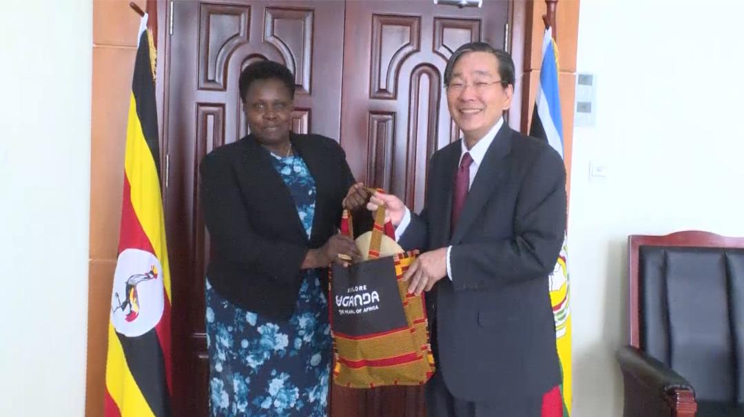 On 24 Apr, Amb. Sasayama met with H.E. the Vice President Jessica Alupo and assured H.E. of Japan’s continuous cooperation in various fields while making sure to further strengthen relations between Uganda and Japan.