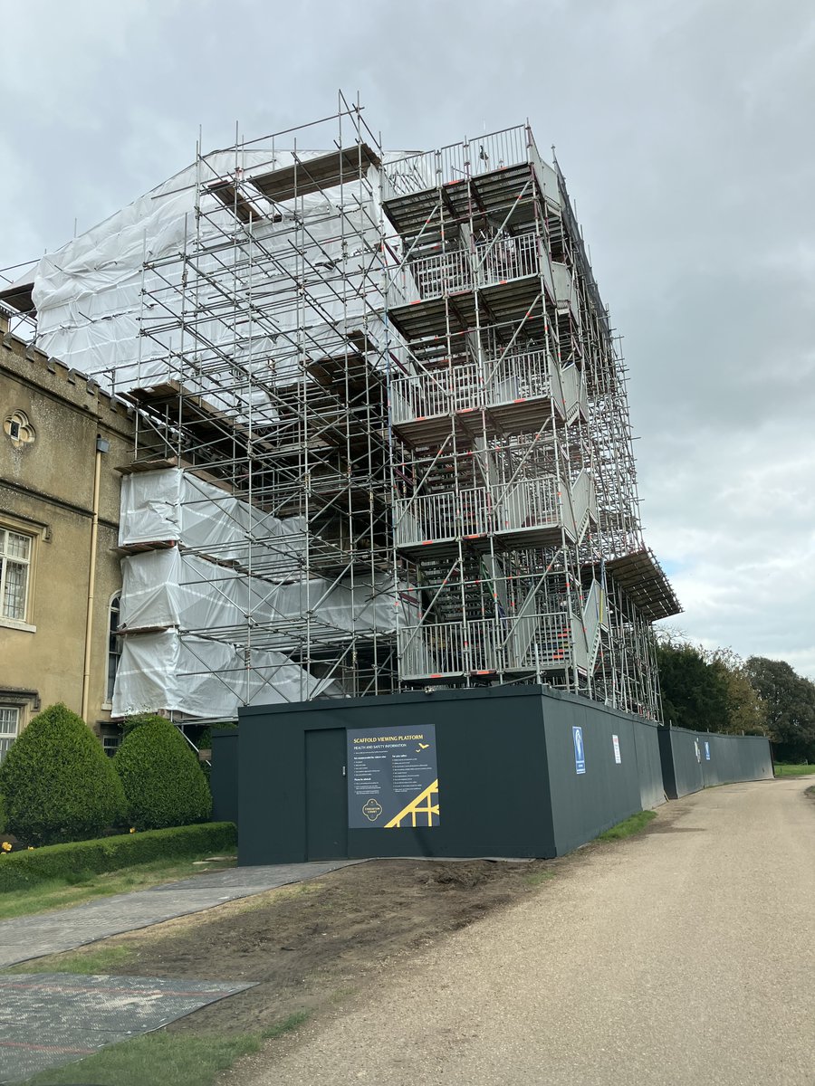 This week saw the opening of the public access stairwell and viewing platform on our Coughton Court project. @NTCoughton #makingprojectsmoreinterestingforall #heritage #conservation #restoration #coughtoncourt