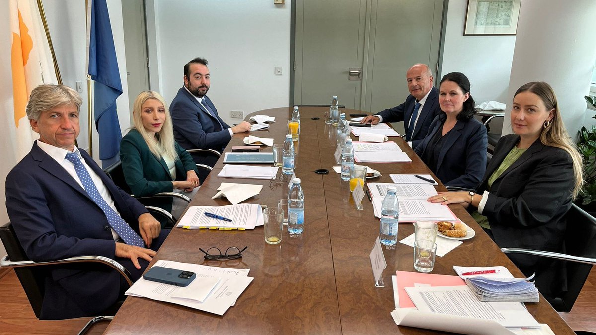 Constructive meeting on 🇨🇭 – 🇨🇾 bilateral relations today in Nicosia. An opportunity to present recent development in 🇨🇭 – 🇪🇺 relations and discuss the Cyprus question. We look forward to further exchanges and our cooperation in the framework of the #SwissContribution!