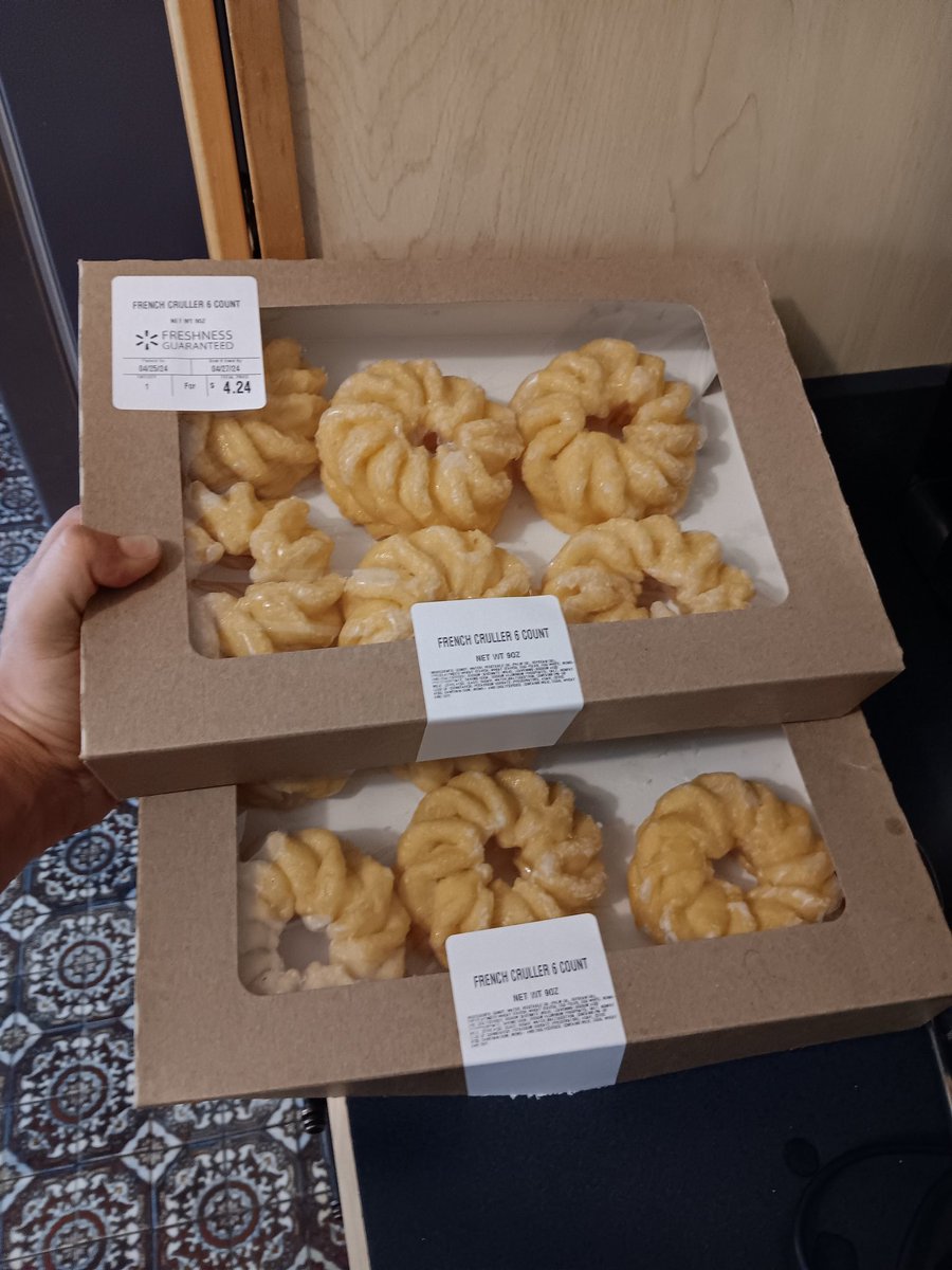 @LaNativePatriot No lie, I had groceries delivered this morning, and received TWELVE French crullers that I did not order. Nooooooo. Save me! 🤣🤭 someone else is going to be super pissed that their breakfast didn't come!