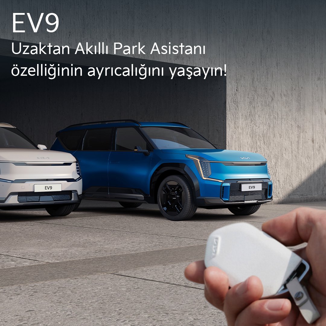 Kia EV9’un Uzaktan Akıllı Park Asistanı özelliği, park etme deneyiminizi yeniden tanımlıyor.  

Bu özellik, aracınızı en dar alanlardan bile kolayca çıkarmanıza olanak tanıyarak, günlük sürüşlerinizi daha da rahatlatıyor.