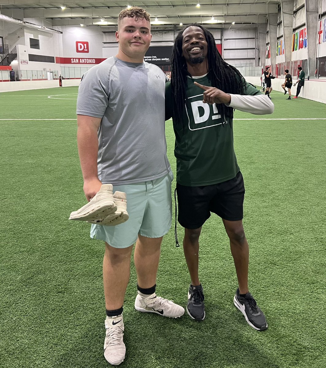 Has a great time putting in work with @brentholmes21 at D1 Training in San Antonio.
