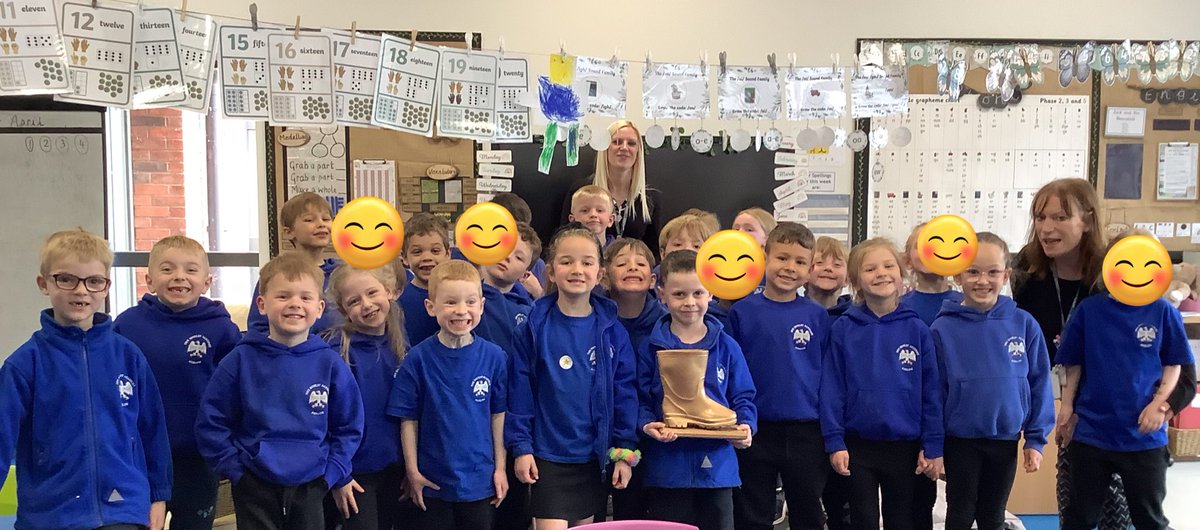 Today saw the launch the Golden Welly Award! Year 1 you are the winning class for responsible tidying up of our Opal loose parts at lunch! @OPAL_CIC