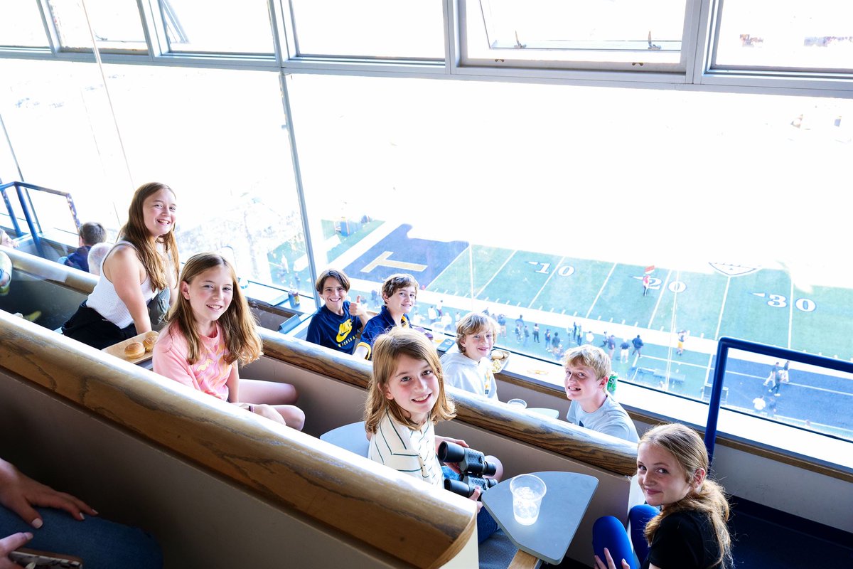 Cheer on the @ToledoRockets from your suite at the Glass Bowl this season! 🏈 Suites are a great way to connect with friends and colleagues while expanding your network! Request info here: utrockets.com/premiumseating #TeamToledo🚀