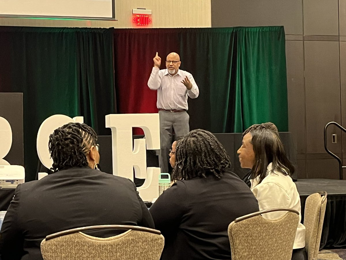 “Is my class, school, or district better because I’m leading?” @PrincipalKafele #OABSE