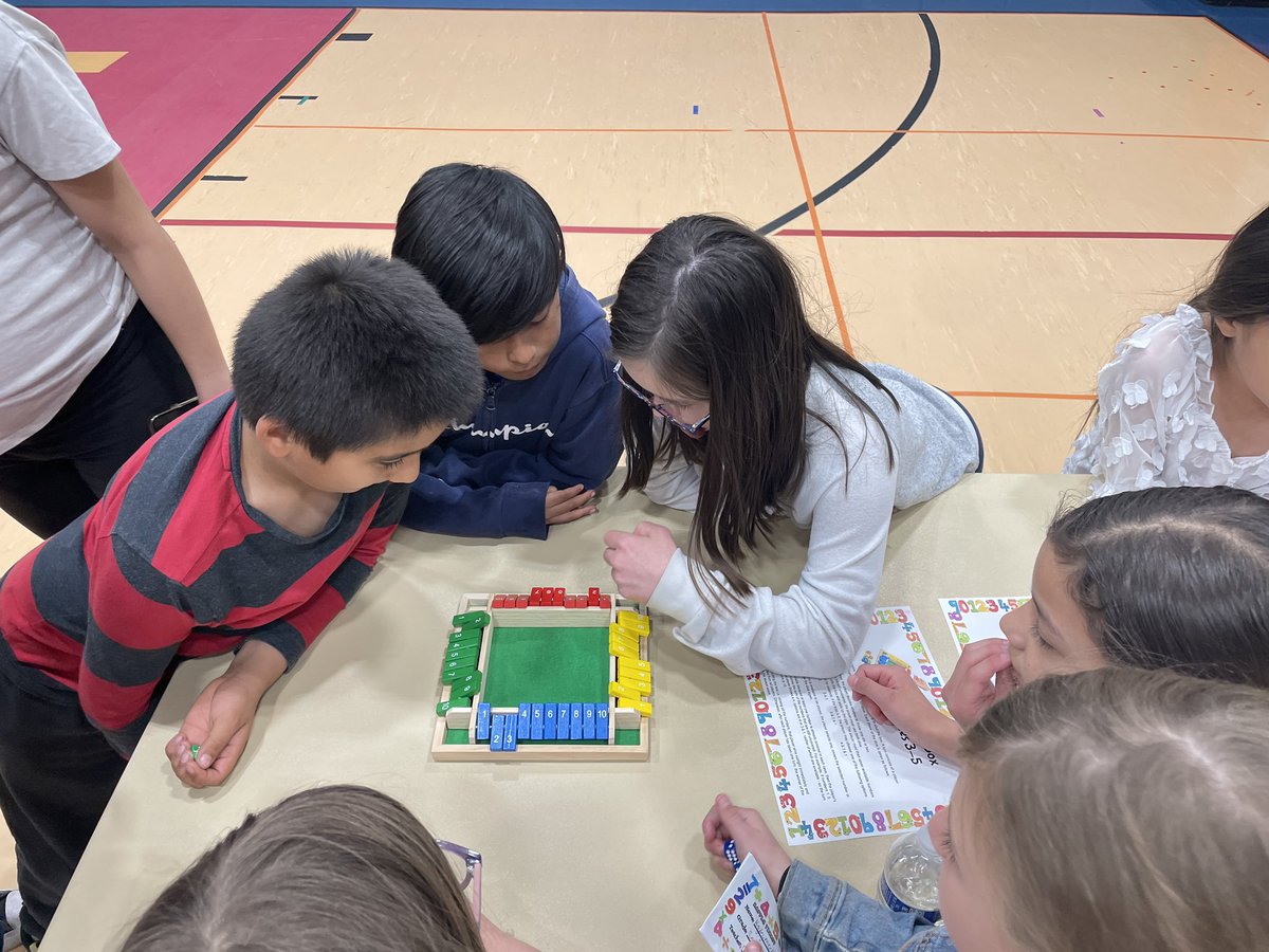 Great time last night at our @D59SaltCreek Family Math Night!! #D59learns #familymathnight