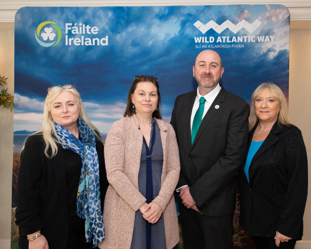 A busy week for over a hundred tourism businesses from across #Donegal who attended a special Fáilte Ireland networking event in @HarveysPoint, to discuss building collaboration across the tourism industry in the county, and cross-sell to attract visitors and inspire them to…