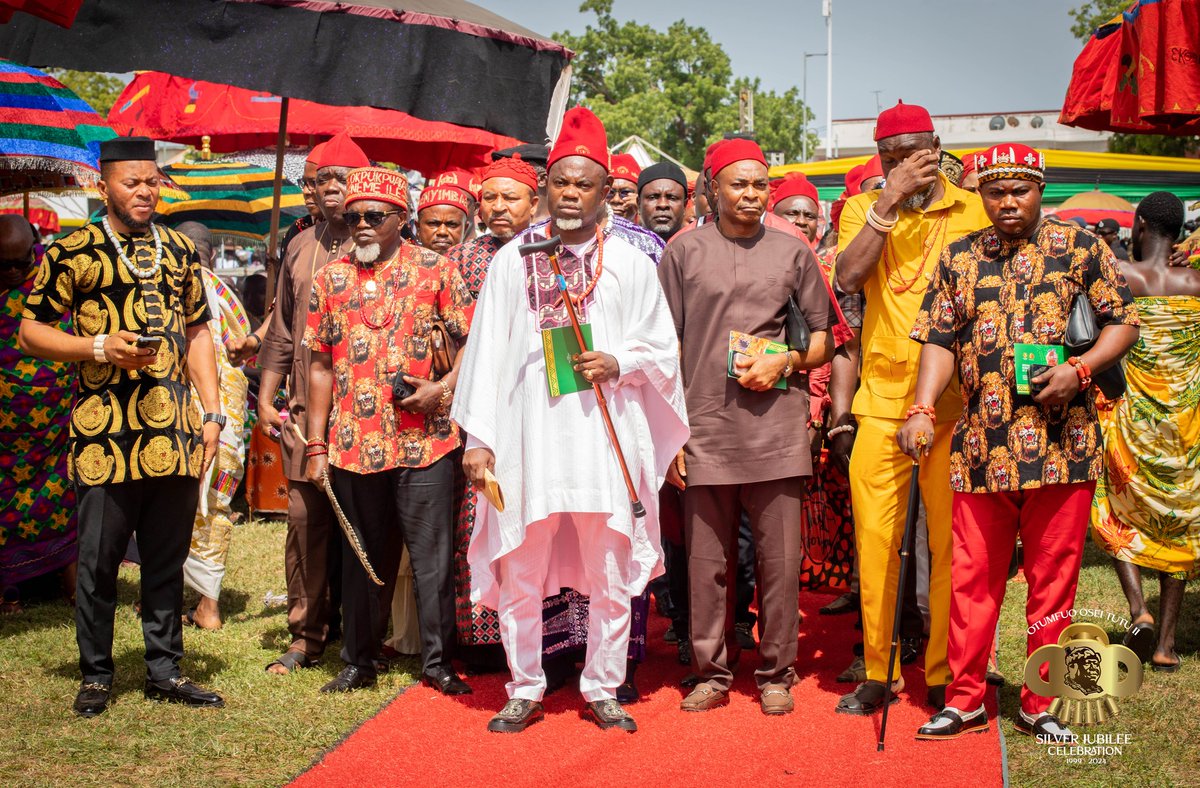 Otumfuo@25: The Asantehene's 'Ahoho Da' Durbar celebrates unity among ethnic groups, with the Igbo Community from Nigeria participating. #dailygraphic