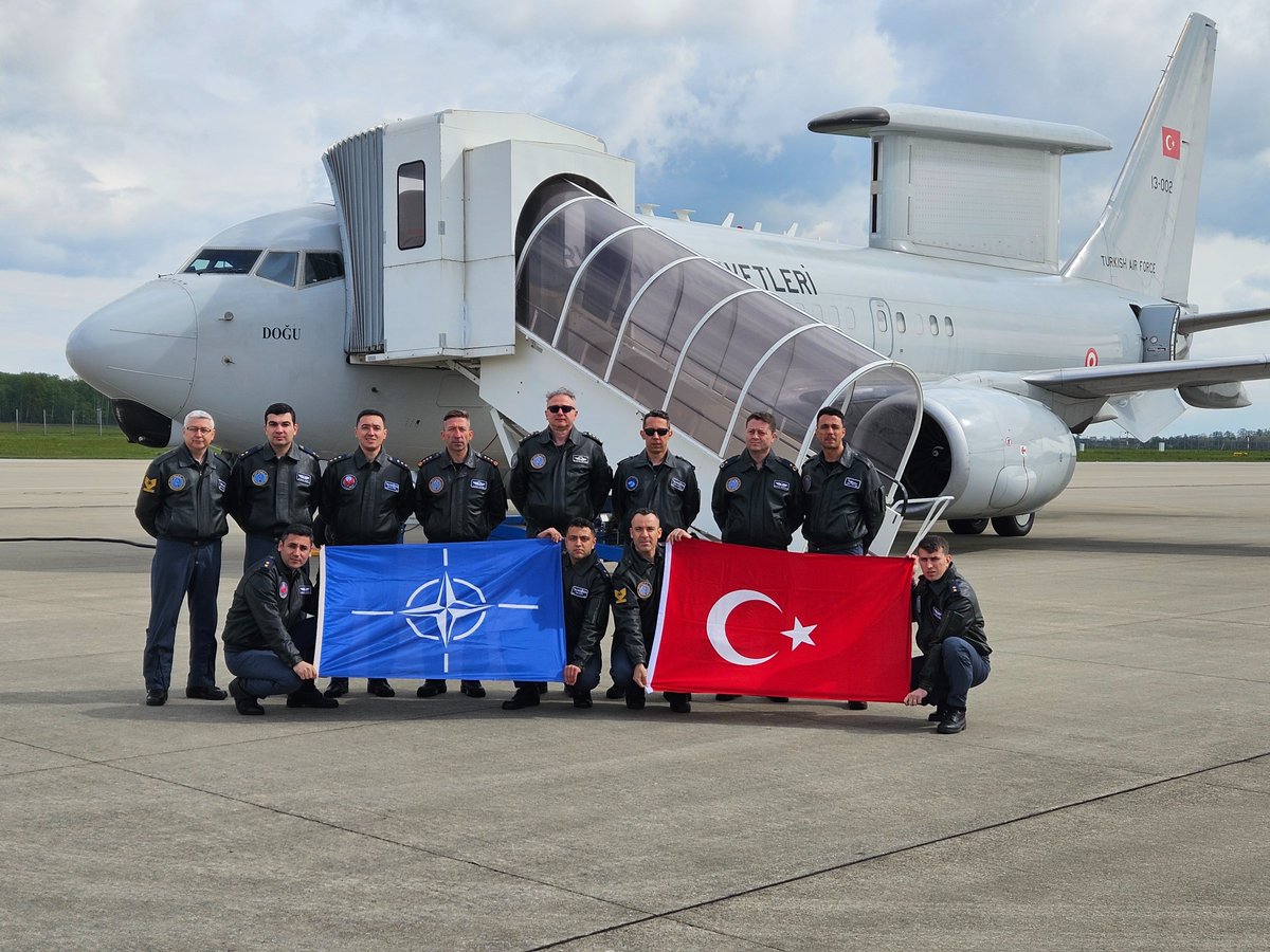 Baltık hava sahasında icra edilen Ramstein Alloy 24-01 Tatbikatı’na Hava Kuvvetleri Komutanlığımıza ait E-7T Havadan İhbar Kontrol Uçağı (HİK) uçağı ile katılım sağladık. 🇹🇷 Air Force E-7T (AEW&C) participated in the Exercise Ramstein Alloy 24-01 in the airspace over the Baltic…