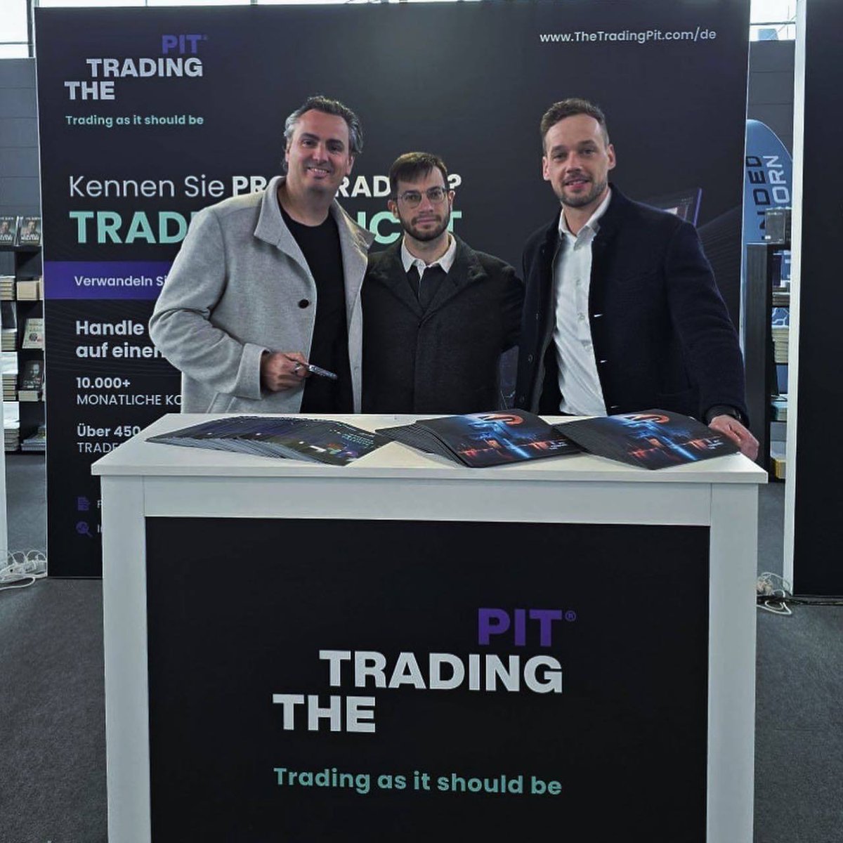 Day 1 at Invest Stuttgart 2024 is here! Stay tuned for more from booth 4C78! The future of prop trading starts now! See you all tomorrow 🚀 #thetradingpit #liveupdates #invest #investstuttgart #proptrading #event #proptradingevent #InvestStuttgart2024 #traderslife #tradinglife