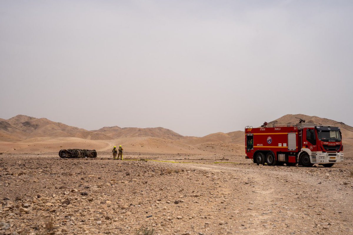 The IDF retrieved the remains of an intercepted Iranian ballistic missile discovered by hikers near Arad, in southern Israel, earlier this week. The missile was one of 120 fired at Israel during the Iranian attack on April 14. Using a CH-53 helicopter, the Israeli Air Force…