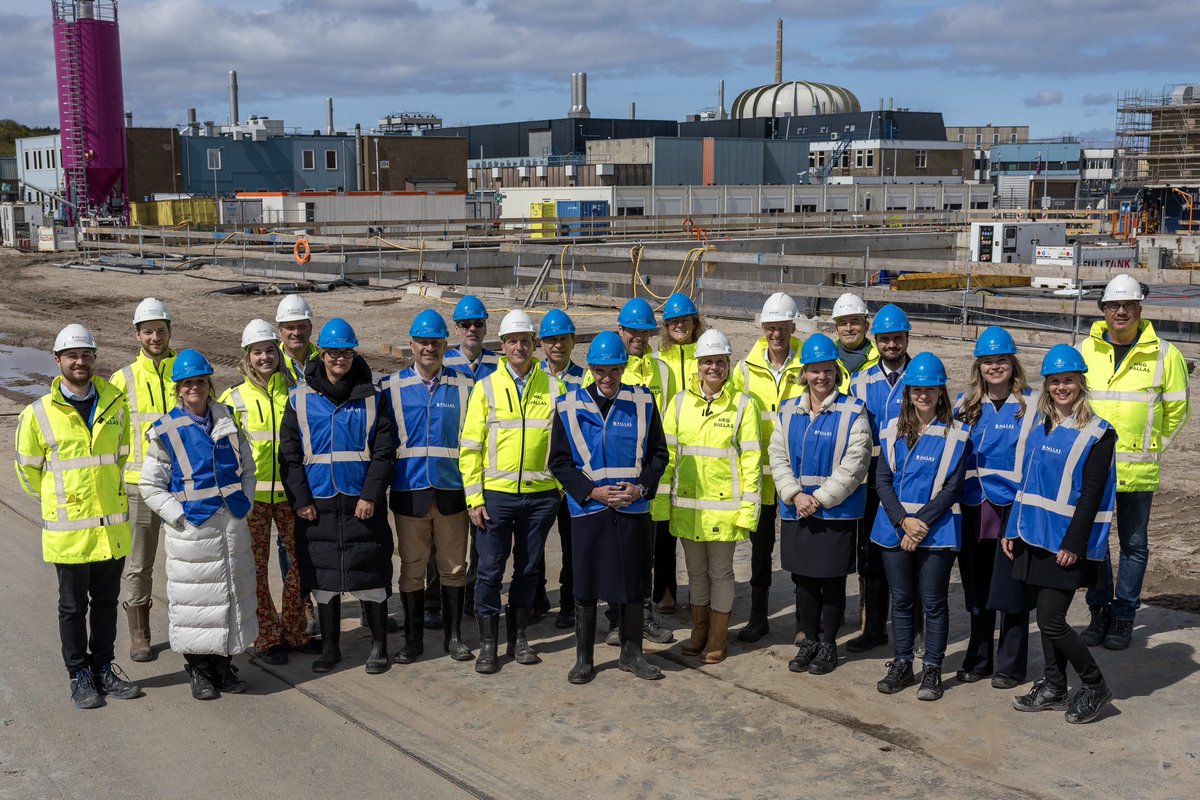 Genoegen om mijn bezoek aan Nederland af te sluiten in Petten, waar de hogefluxreactor een belangrijke rol speelt bij de productie van medische isotopen. Toekomstige PALLAS-reactor zal zorgen dat 🇳🇱 blijft bijdragen aan innovatie in gezondheidszorg. Veelbelovende vooruitblik!