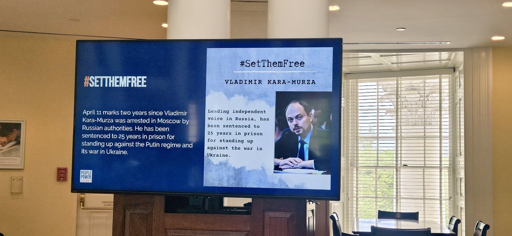 At #peoplepower conference, our friend Felix Maradiaga reminds us of our friend @vkaramurza who is in dire condition in #Russian jail. @UVA @CANVASNVS