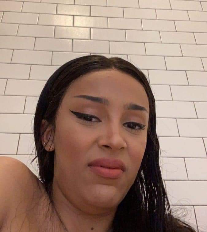 withaasthakc's tweet image. Me looking at the guy who says every girl mad for him:-(