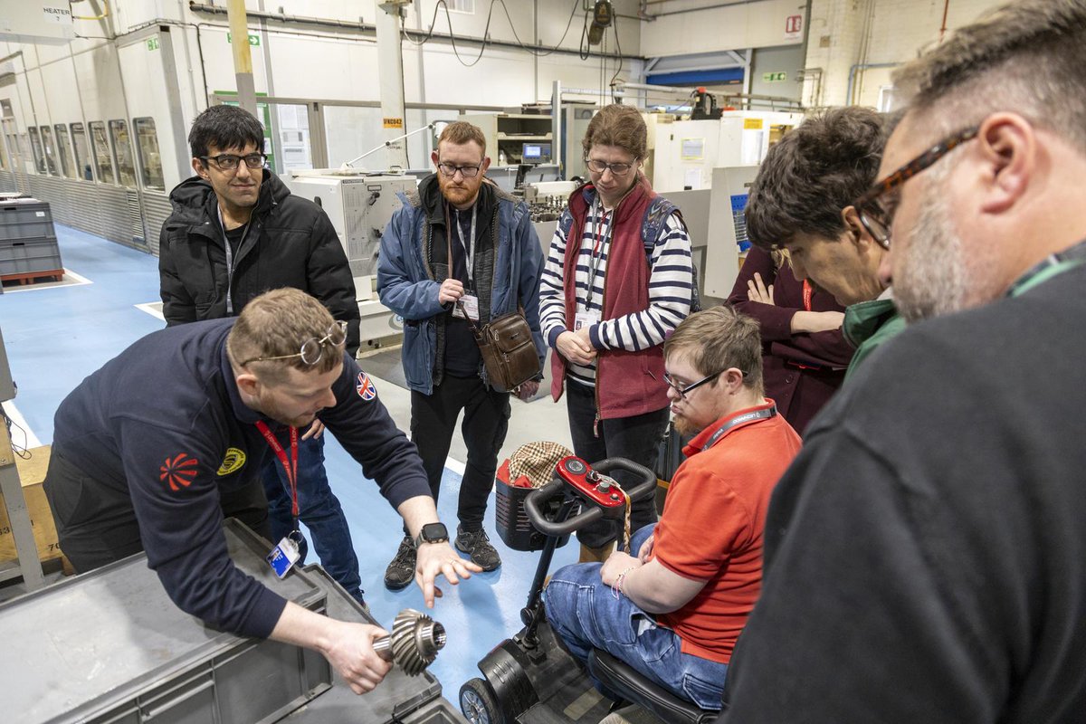 We've been delighted to welcome 6 trainees from The Hub, a charity for adults with learning disabilities and autism, into our #Yeovil site his week. The trainees were given activities that highlighted the exciting work we do on #helicopters and encouraged teamwork & creativity.