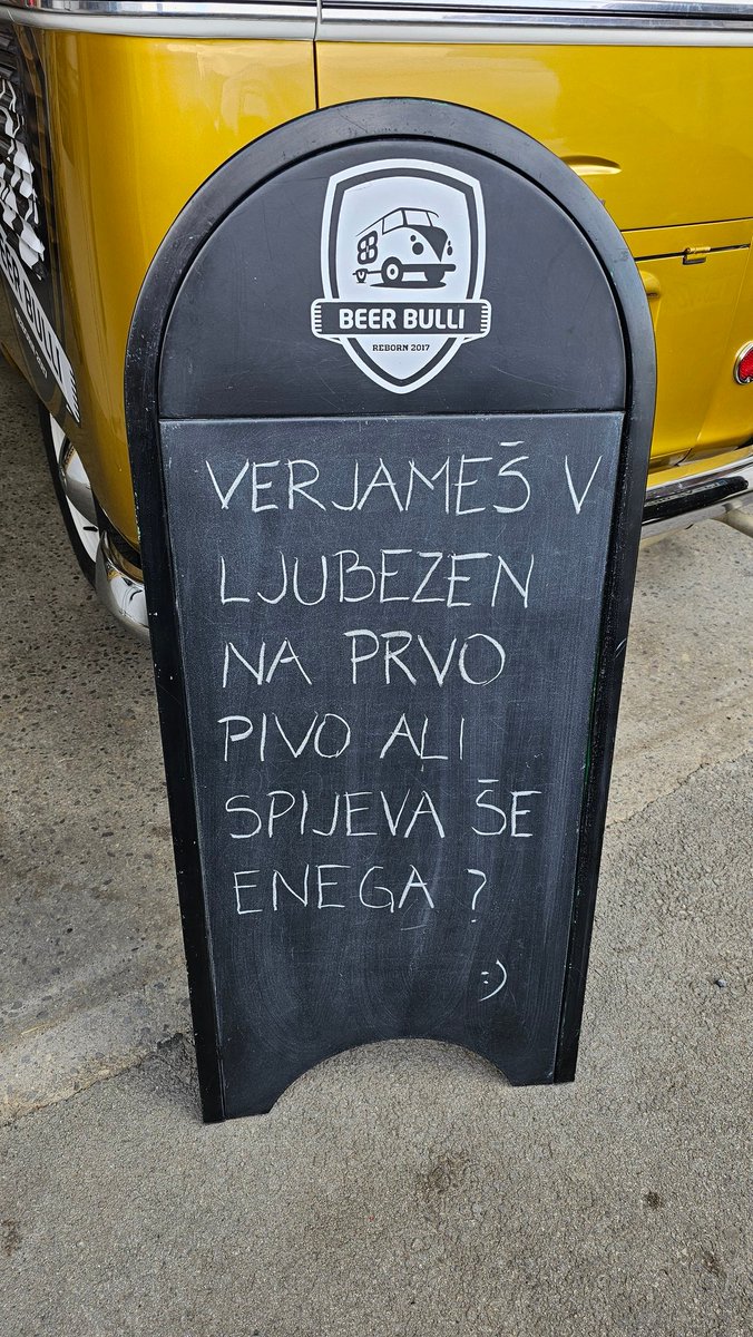 BeerBulli's tweet photo. Če rabi kdo dober pick up line za zvečer 🙈🍺 #PetkovBulliPreblisk https://t.co/LWnR9TOh0L