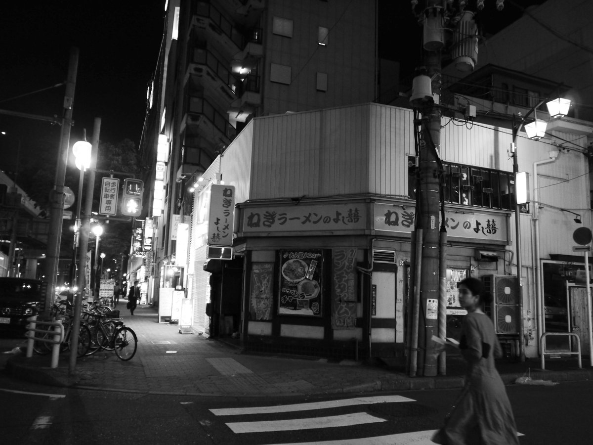 Nagoya, Japan,  - Apl. 2024  - LUMIX  DMC-G5

#LUMIX
#G5
#写真 #名古屋 #スナップ 
#streetsnap #streetshot #streetphotography #snapshot #streetartjaponism #Nagoya #photography